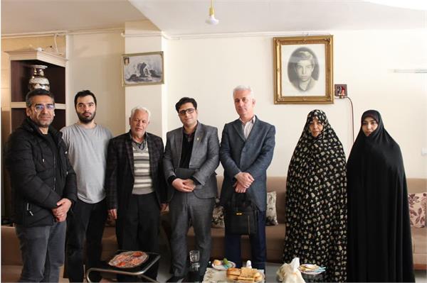 دیدار رئیس دانشکده داروسازی با خانواده شهید عبدالمجید شعیری به مناسبت ولادت با سعادت حضرت علی (ع)