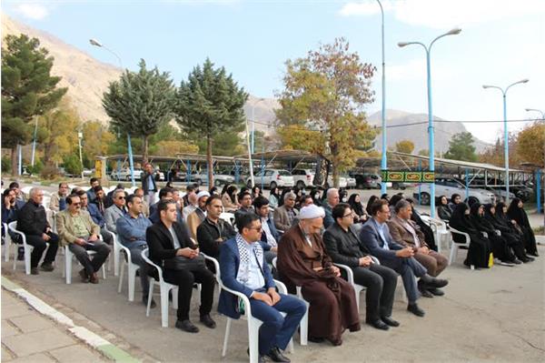 مراسمی به مناسبت شروع ایام فاطمیه در جوار مزار شهید گمنام برگزار شد