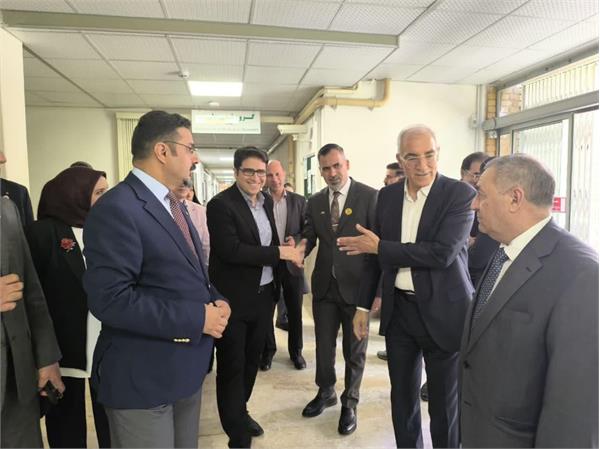 بازدید رئیس دانشگاه العراقیه بغداد از دانشکده داروسازی