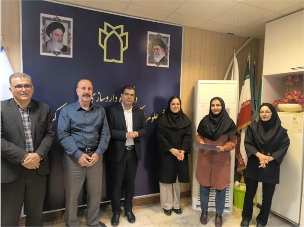 برگزاری جلسه شورای آموزشی دانشکده داروسازی/تقدیر از دانشجوی برتر مقطع دکتری (Ph.D) به عنوان استعداد درخشان