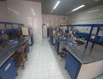 زیست مواد آزمایشگاه