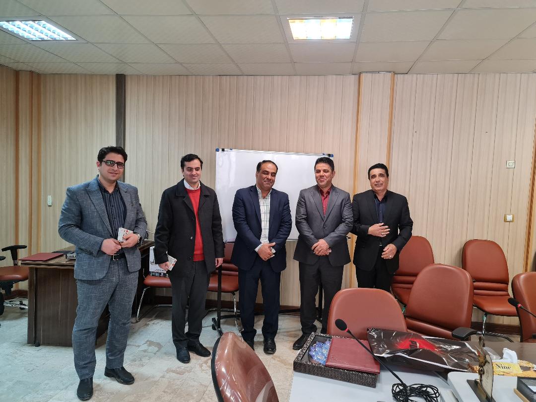تقدیر از خانم خورشیدی