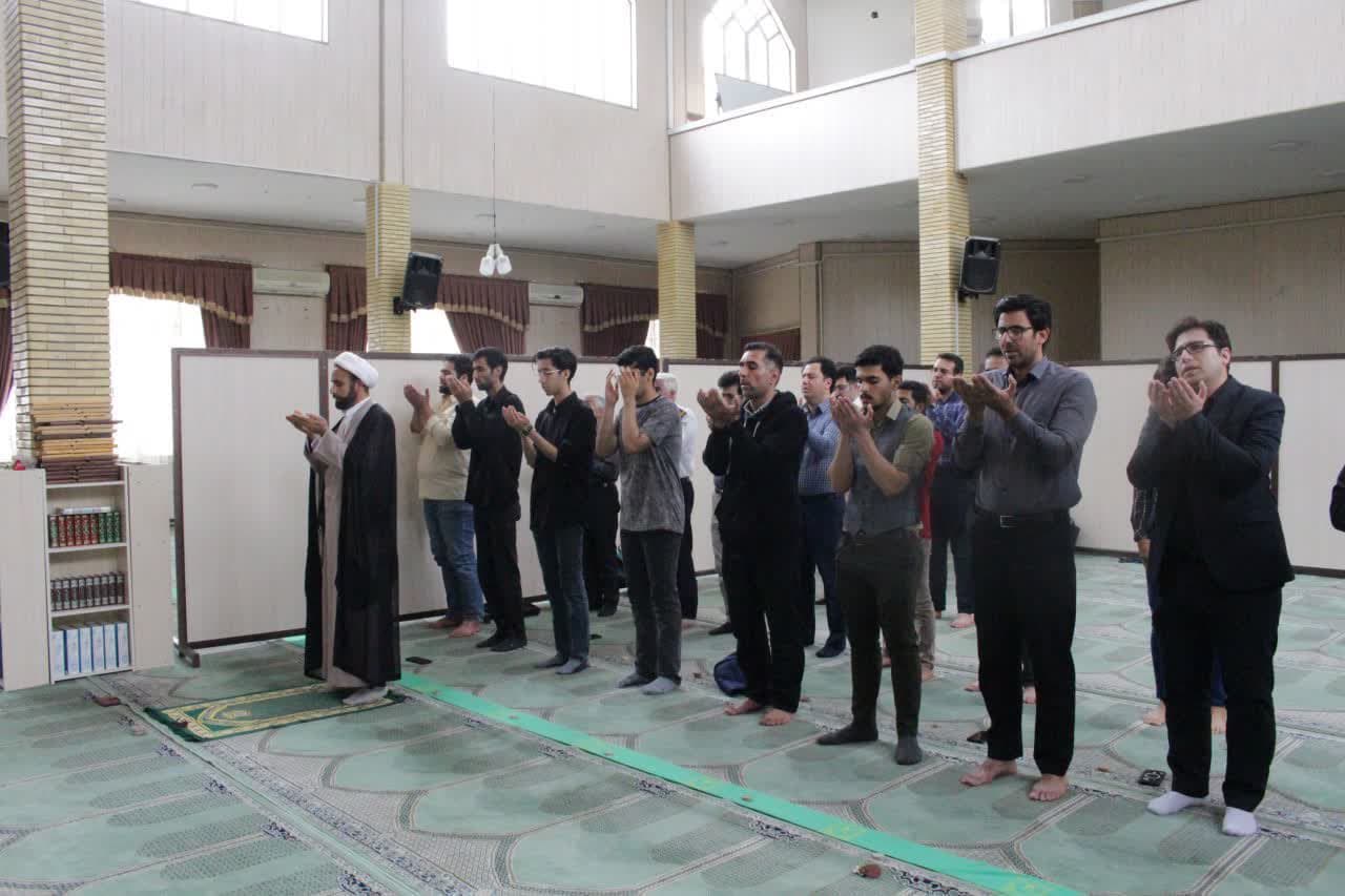 غبارروبی مزار شهید