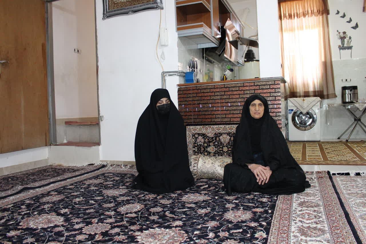 دیدار با خانواده شهید