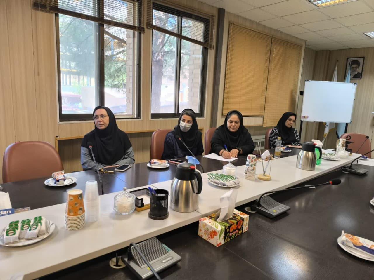 تجلیل از دانشجویان استعداد درخشان