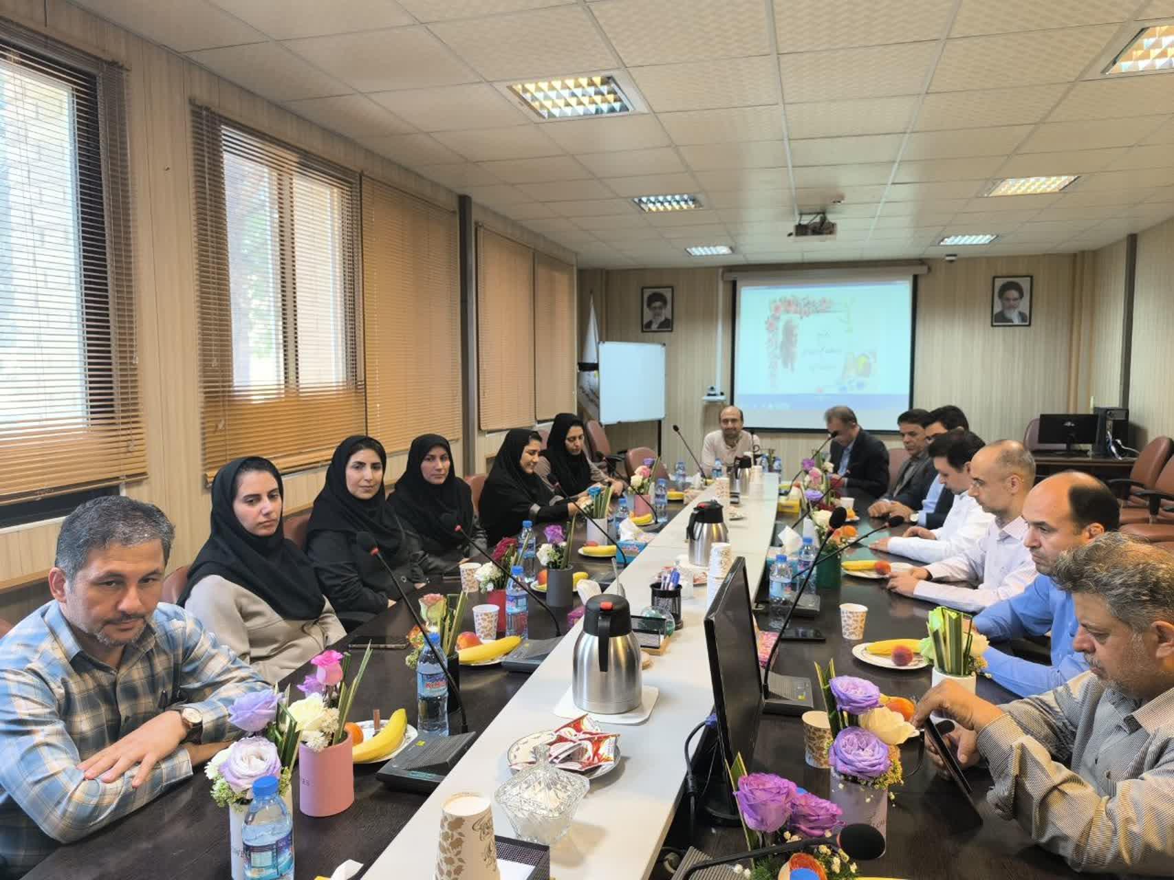 روز داروساز